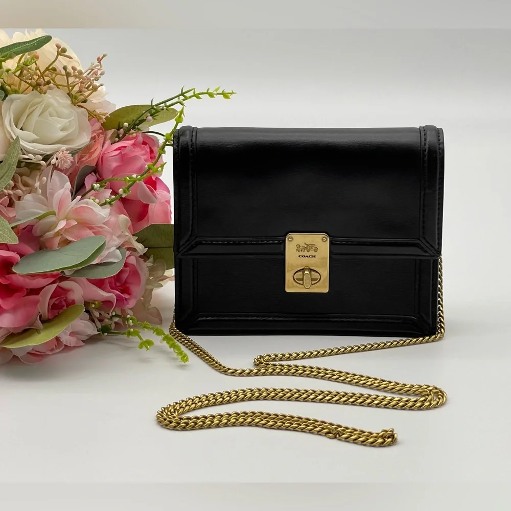 🎊Last One In Stock🎊Coach Small Black Calf Leather Belt Bag - Picture 4 of 16